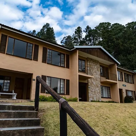 Gooderson Drakensberg Gardens Golf & Spa Resort Exterior photo