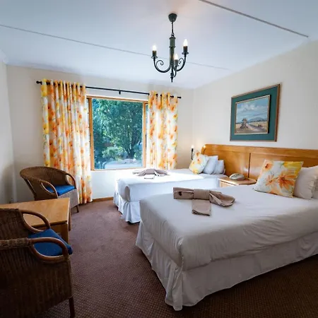 Gooderson Drakensberg Gardens Golf & Spa Resort Exterior photo